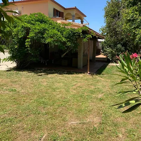 Casa Marisa * سان تيودورو